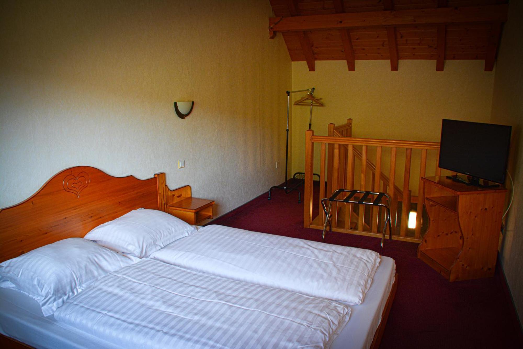 לה הוואלד Logis Hotel Restaurant La Petite Auberge Alsace מראה חיצוני תמונה