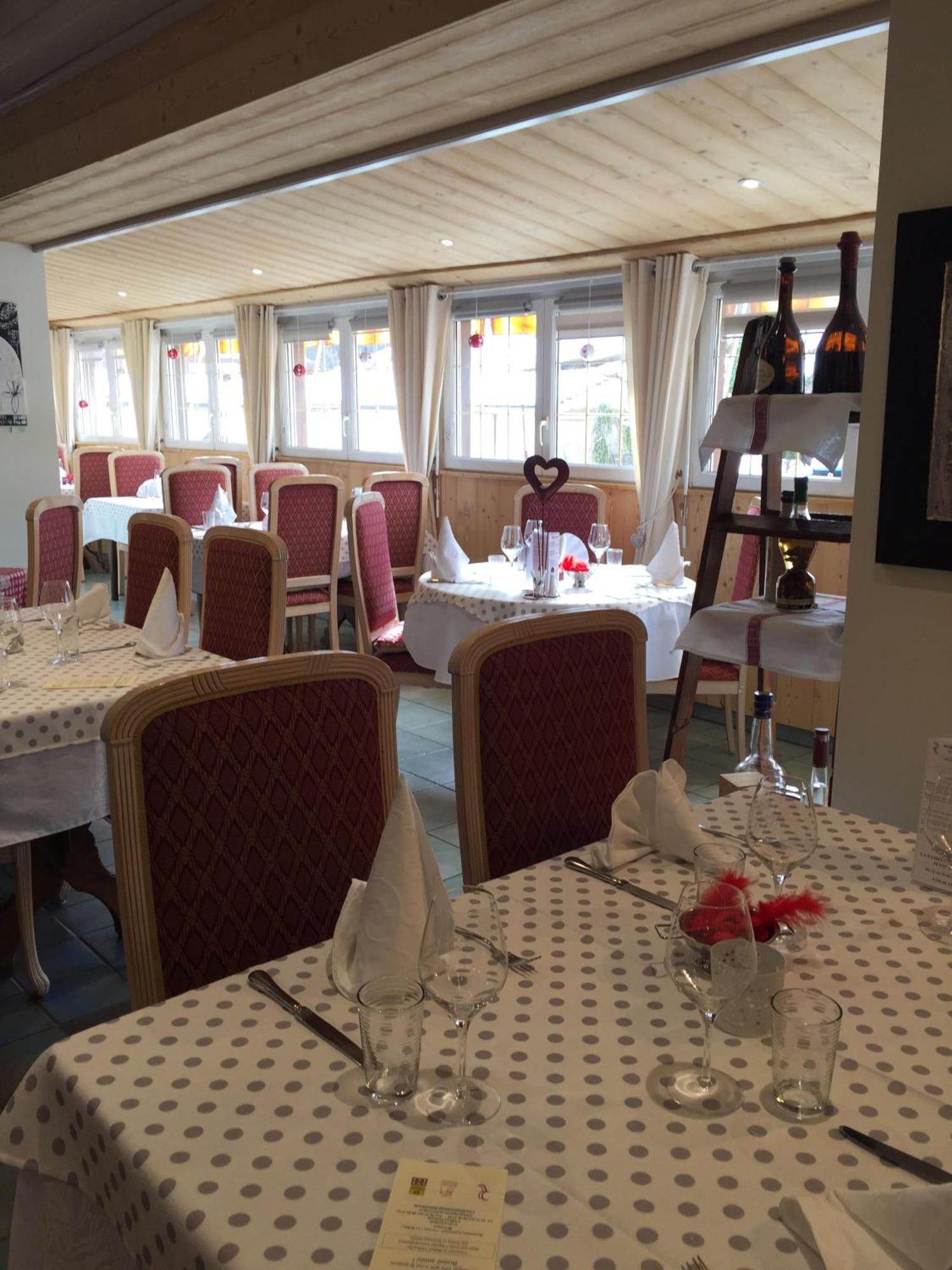 לה הוואלד Logis Hotel Restaurant La Petite Auberge Alsace מראה חיצוני תמונה