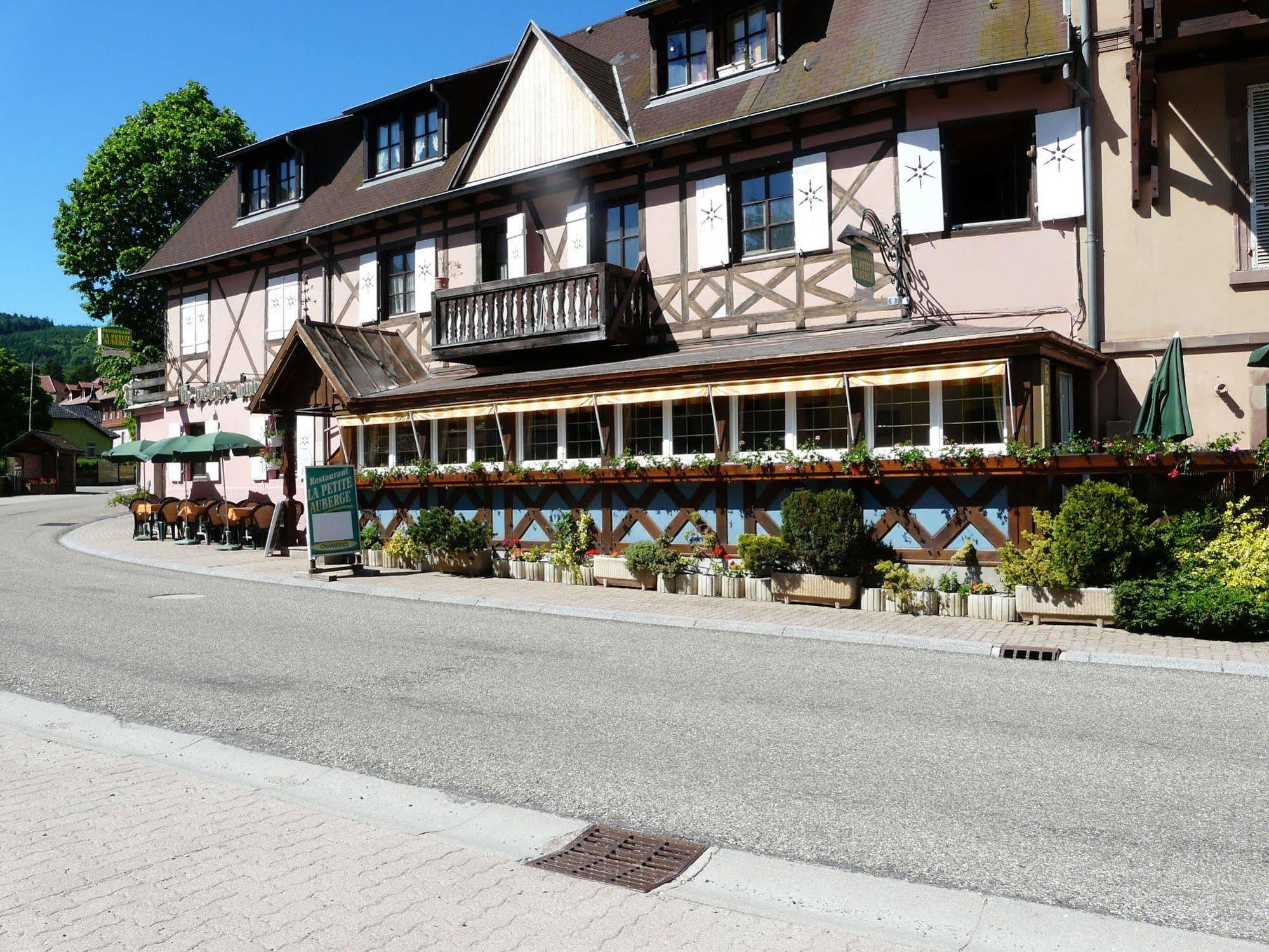 לה הוואלד Logis Hotel Restaurant La Petite Auberge Alsace מראה חיצוני תמונה